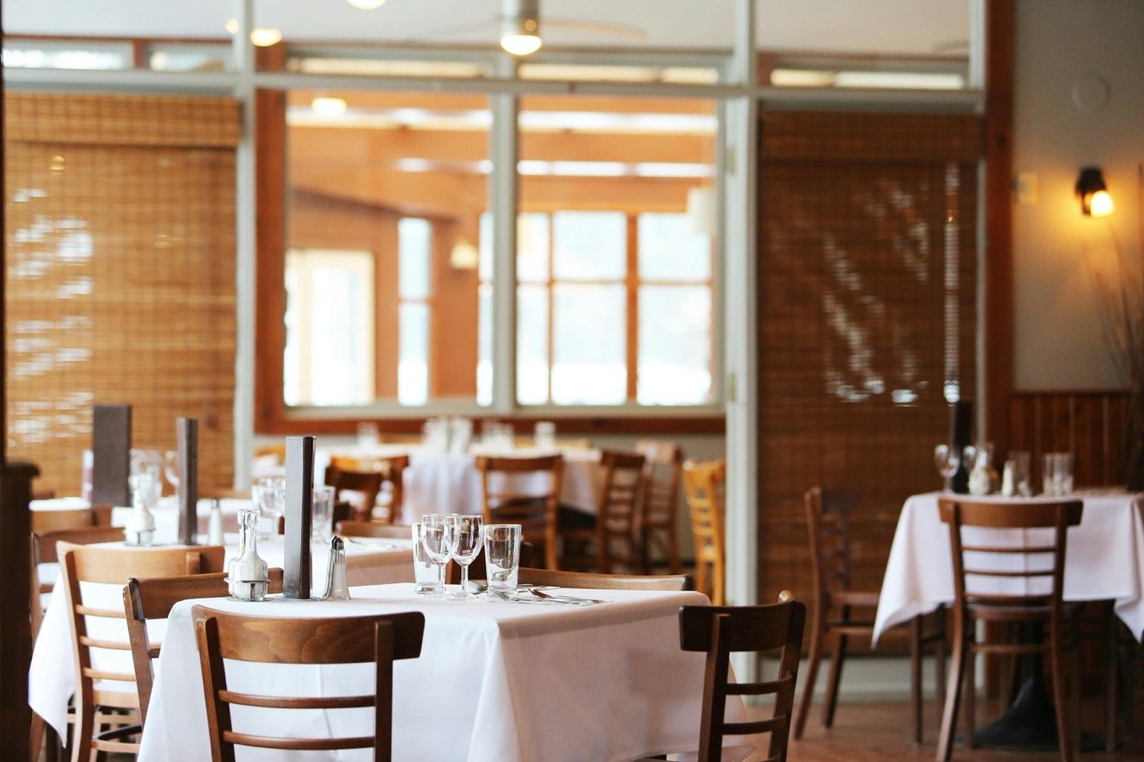 design-restaurant-cafe-moderne-montreal